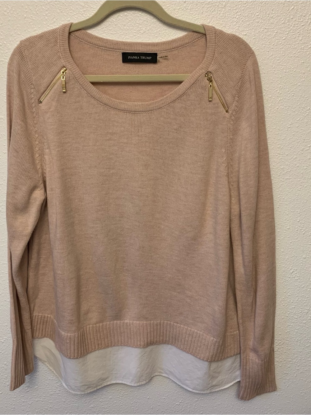Ivanka Trump Blush Pink Crewneck Sweater with Decorative Gold Zippers XL